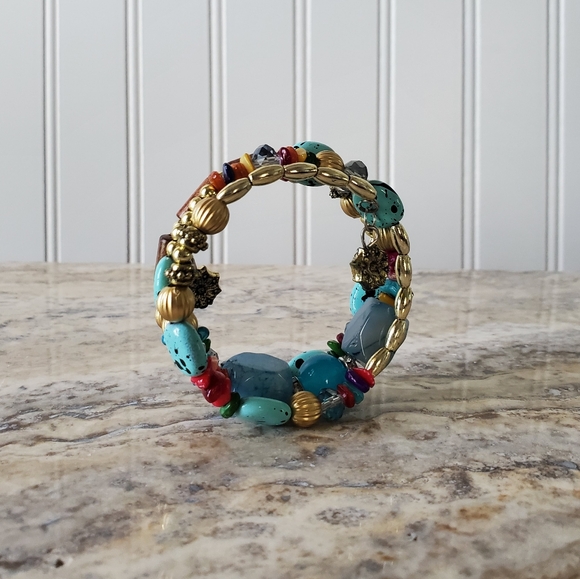 Winding Multi-Bead Bracelet - Picture 2 of 9